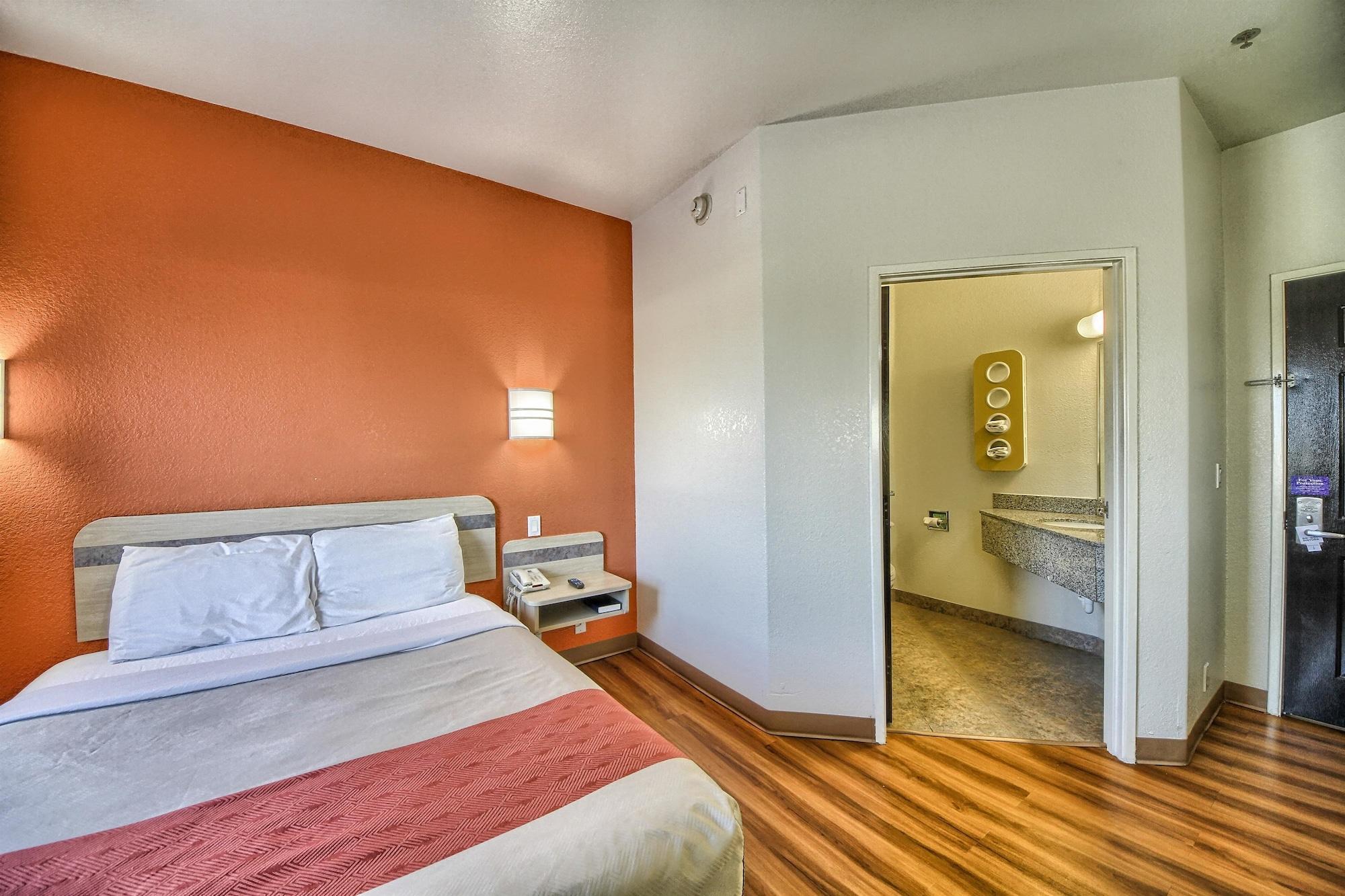 Motel 6-Mission, Tx Kültér fotó