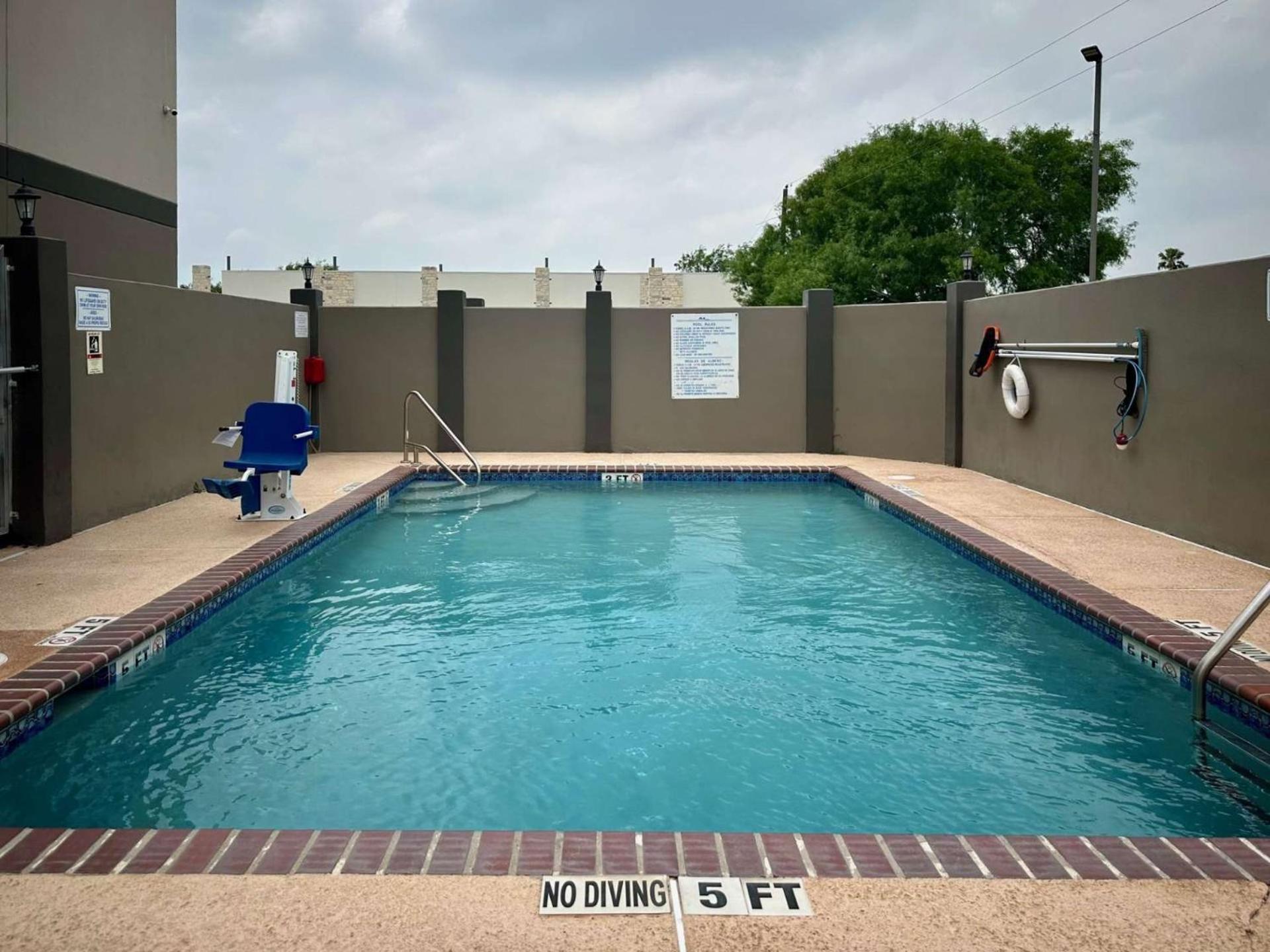 Motel 6-Mission, Tx Kültér fotó