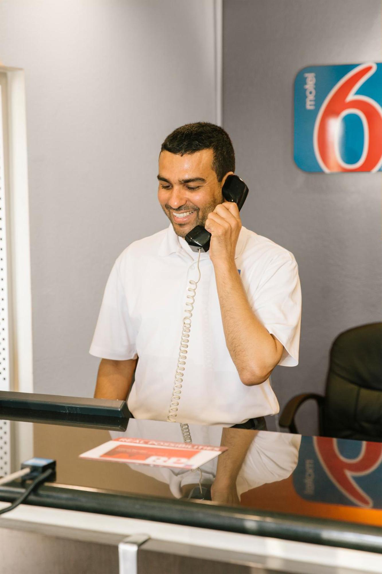 Motel 6-Mission, Tx Kültér fotó