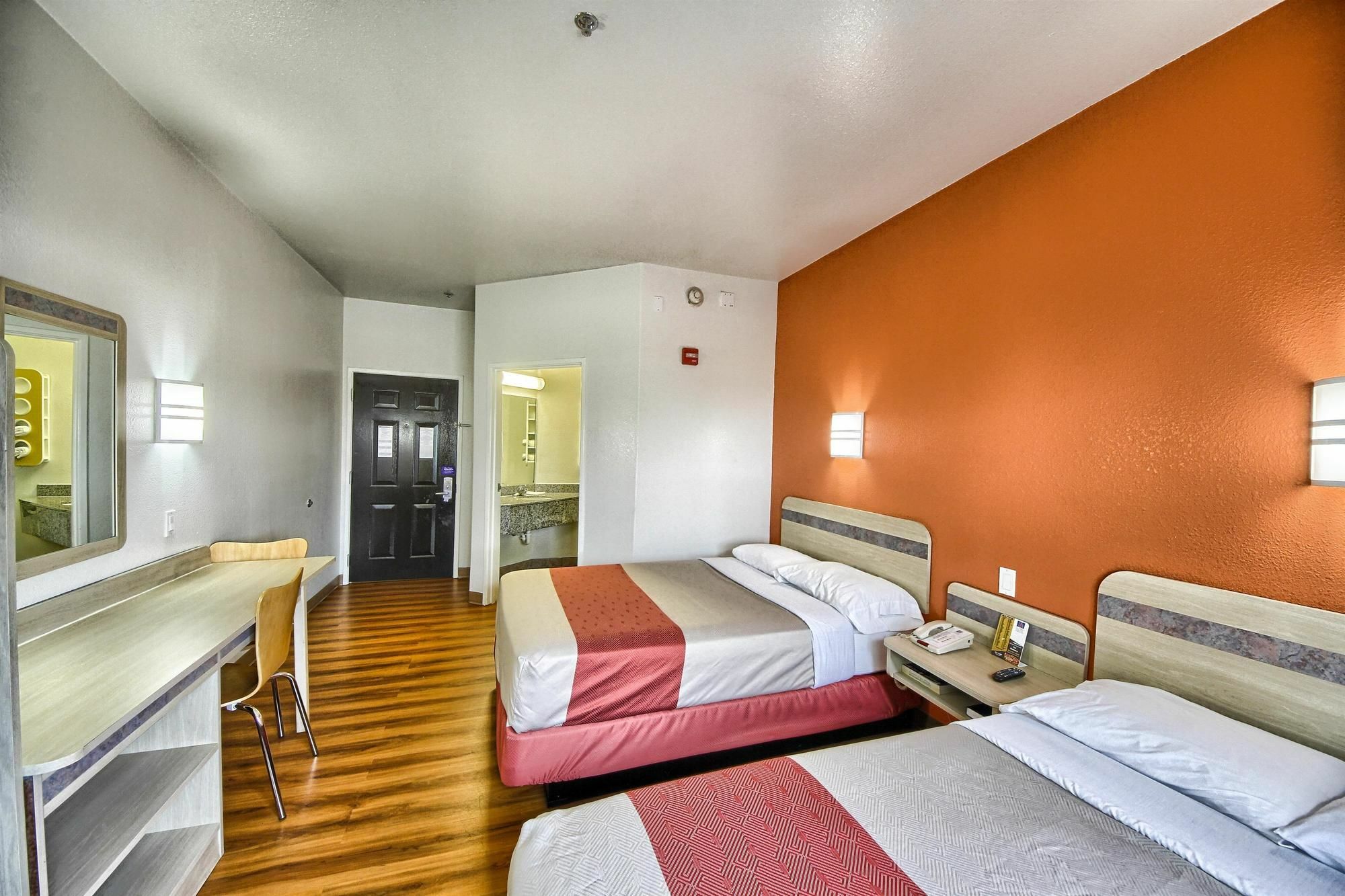 Motel 6-Mission, Tx Kültér fotó